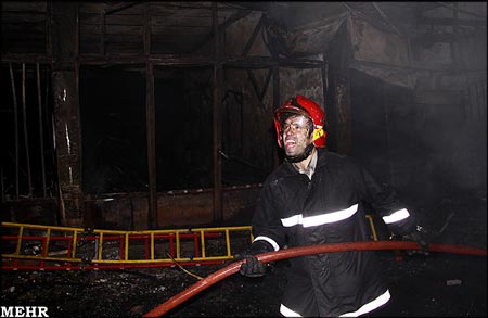 تصاویر: آتش‌سوزی در بازار بزرگ تهران