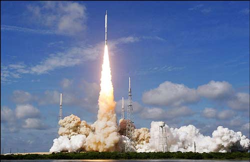 تصاویر: پرتاب آزمایشی راکت نسل جدید ناسا