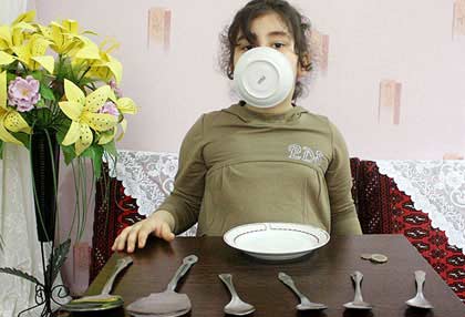 تصاویر: دختر مغناطیسی در قزوین www.tafrihi.com