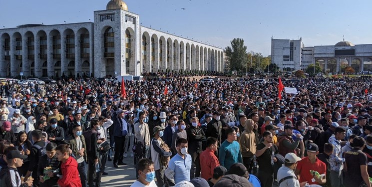 اعتراض به نتایج انتخابات قرقیزستان به خشونت کشید - تابناک | TABNAK