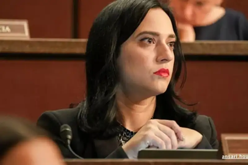 روز شانزدهم/دشمن با پهپاد کپیشده به اهداف غیرموجه همسایگان حمله میکند/ بروزرسانی می شود روز شانزدهم/دشمن با پهپاد کپیشده به اهداف غیرموجه همسایگان حمله میکند/ بروزرسانی می شود