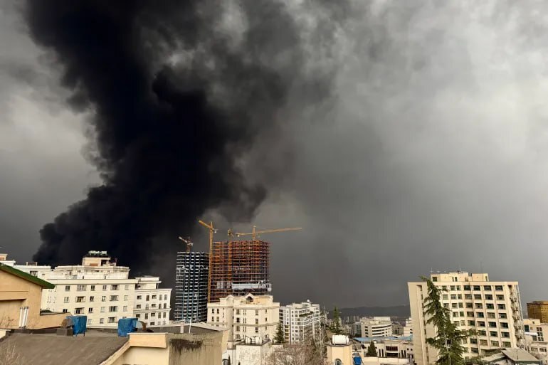 روز شانزدهم/دشمن با پهپاد کپیشده به اهداف غیرموجه همسایگان حمله میکند/ بروزرسانی می شود روز شانزدهم/دشمن با پهپاد کپیشده به اهداف غیرموجه همسایگان حمله میکند/ بروزرسانی می شود