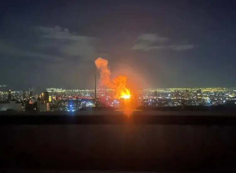 روز شانزدهم/موج ۵۴ عملیات وعده صادق ۴/شلیک موشک استراتژیک و سوخت جامد سجیل علیه مراکز عملیات هواپایه رژیم / بروزرسانی می شود روز شانزدهم/موج ۵۴ عملیات وعده صادق ۴/شلیک موشک استراتژیک و سوخت جامد سجیل علیه مراکز عملیات هواپایه رژیم / بروزرسانی می شود