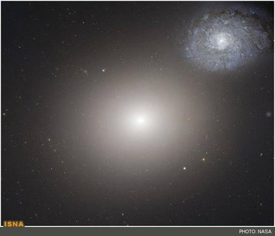 رانده شده: دو کهکشان متفاوت Messier 60‌ و NGC4647‌ در یک نما