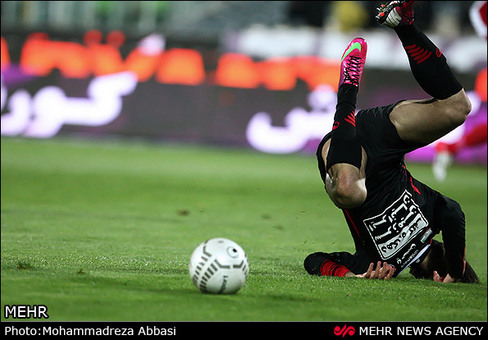 پرسپولیس با یک گل مغلوب راه آهن شد تا یاران قرمز پوش دایی در آزادی جشن شادی بگیرند. یکشنبه 20-12-91