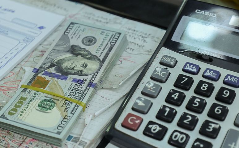 دشمن موشک نمیخواهد؛ دروازههای اقتصاد باز است/ تورمِ دلار ۲۰۰ هزار تومانی هنوز سر سفره نیامده/ نفت گران شد، اما خوشحالی ندارد دشمن موشک نمیخواهد؛ دروازههای اقتصاد باز است/ تورمِ دلار ۲۰۰ هزار تومانی هنوز سر سفره نیامده/ نفت گران شد، اما خوشحالی ندارد