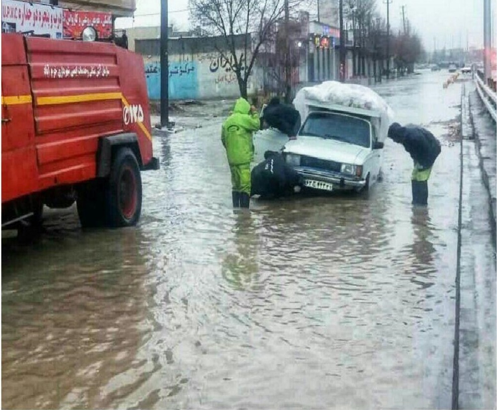 آخرین وضعیت بارندگی‌ها و سیلاب در نقاط مختلف کشورمان / 18 استان با بارش‌های شدید دست به گریبانند 3