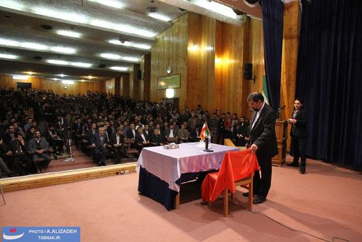 جلسه داغ پرسش و پاسخ دانشجویان دانشگاه محقق اردبیلی با حضور دکتر رضایی